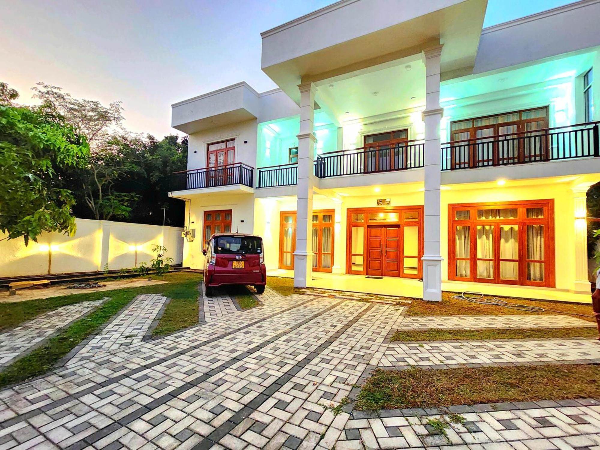 Regno Villa The Infinity By Netflix Panadura Esterno foto